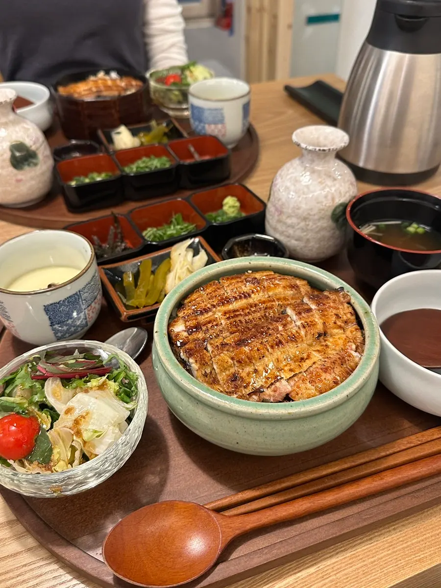 Hitsumabushi filled with eel