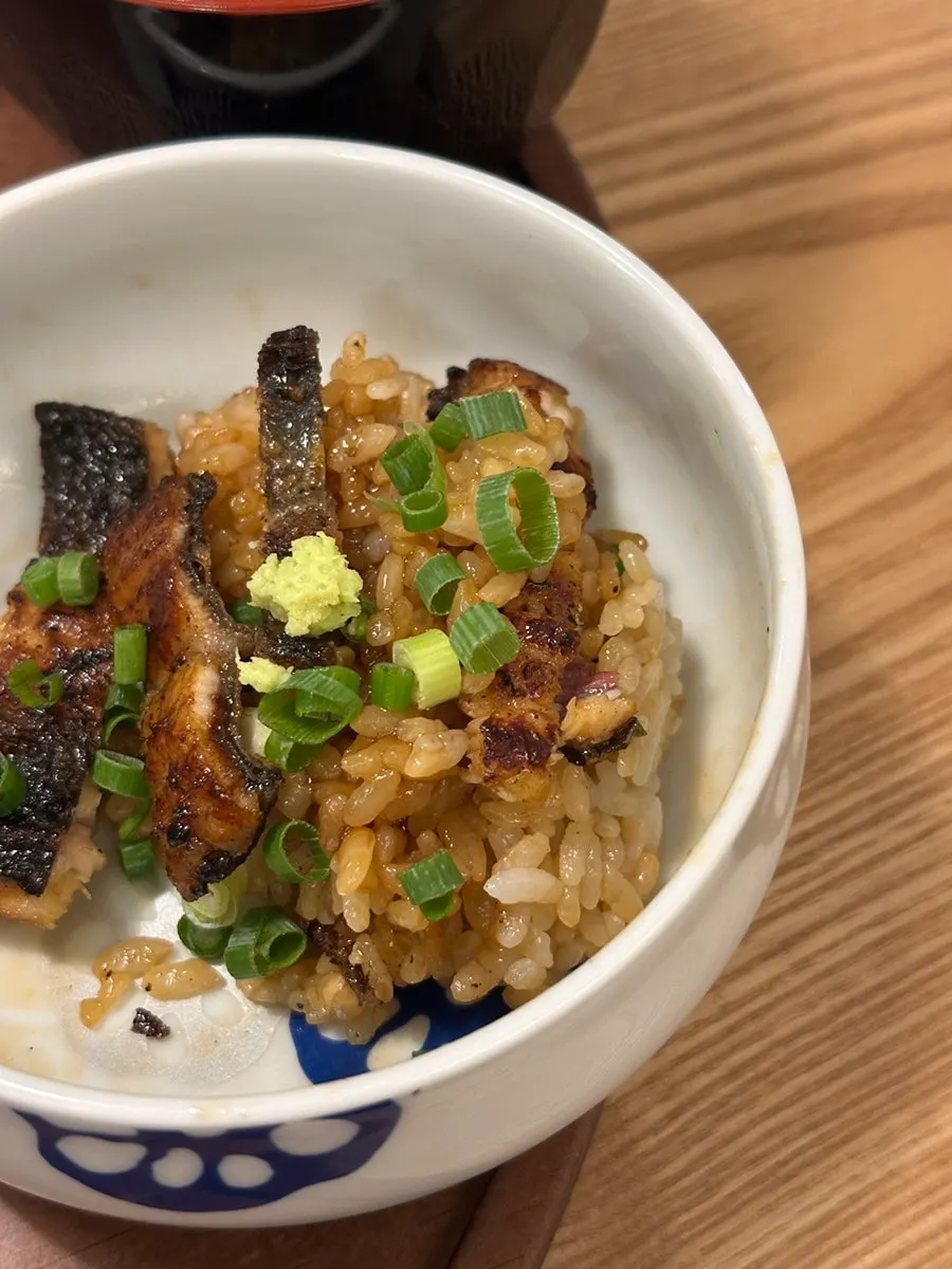Crisp and moist eel texture