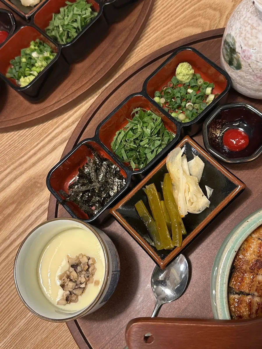 Eel and rice combination
