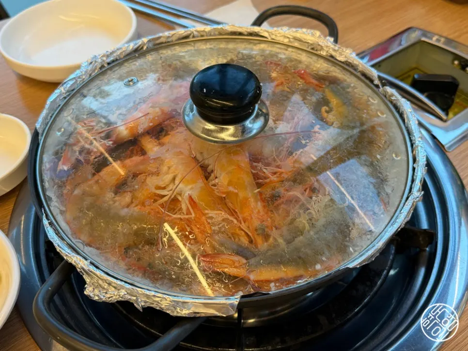 Salt-grilled jumbo shrimp fully cooked and turned red