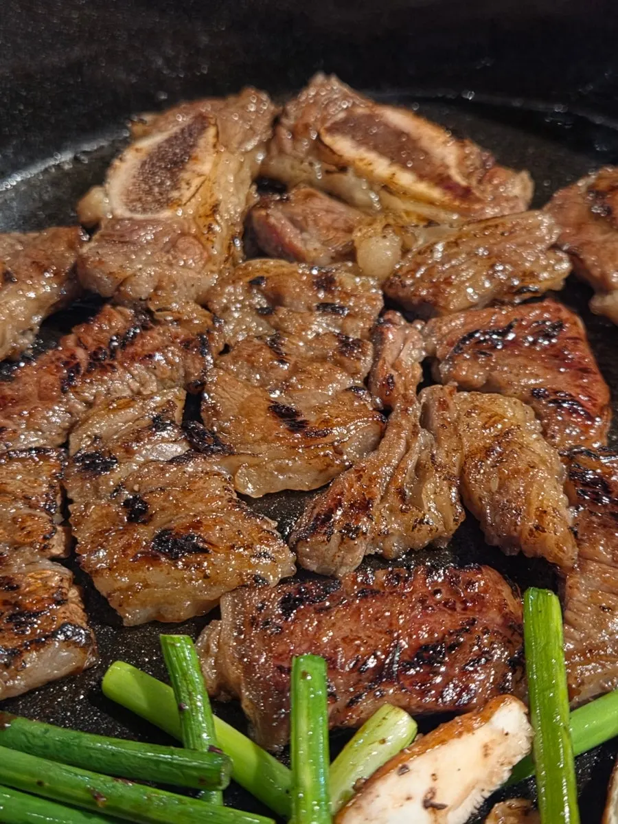 다 구워진 라비 양념구이