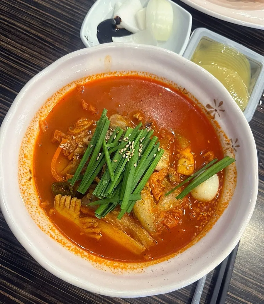 Orange broth of Hell Level 3 Jijon Jjamppong