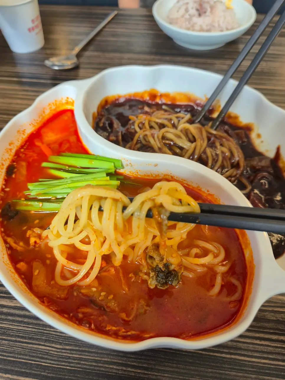 Jijon jjamppong ordered in the classic flavor