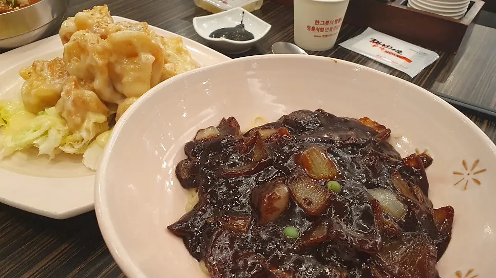 짜장면과 순두부짬뽕 조합 사진