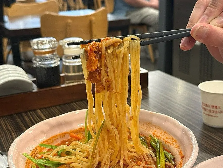 A bowl of jjamppong ordered at spice level 2