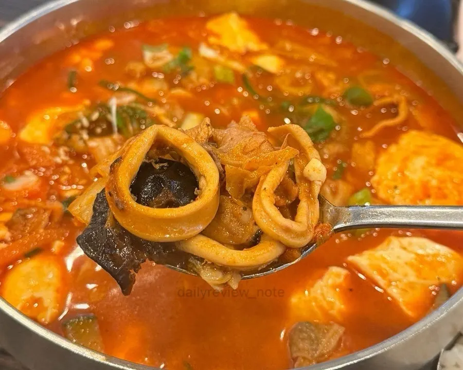 Soft tofu jjamppong rice served in a large bowl