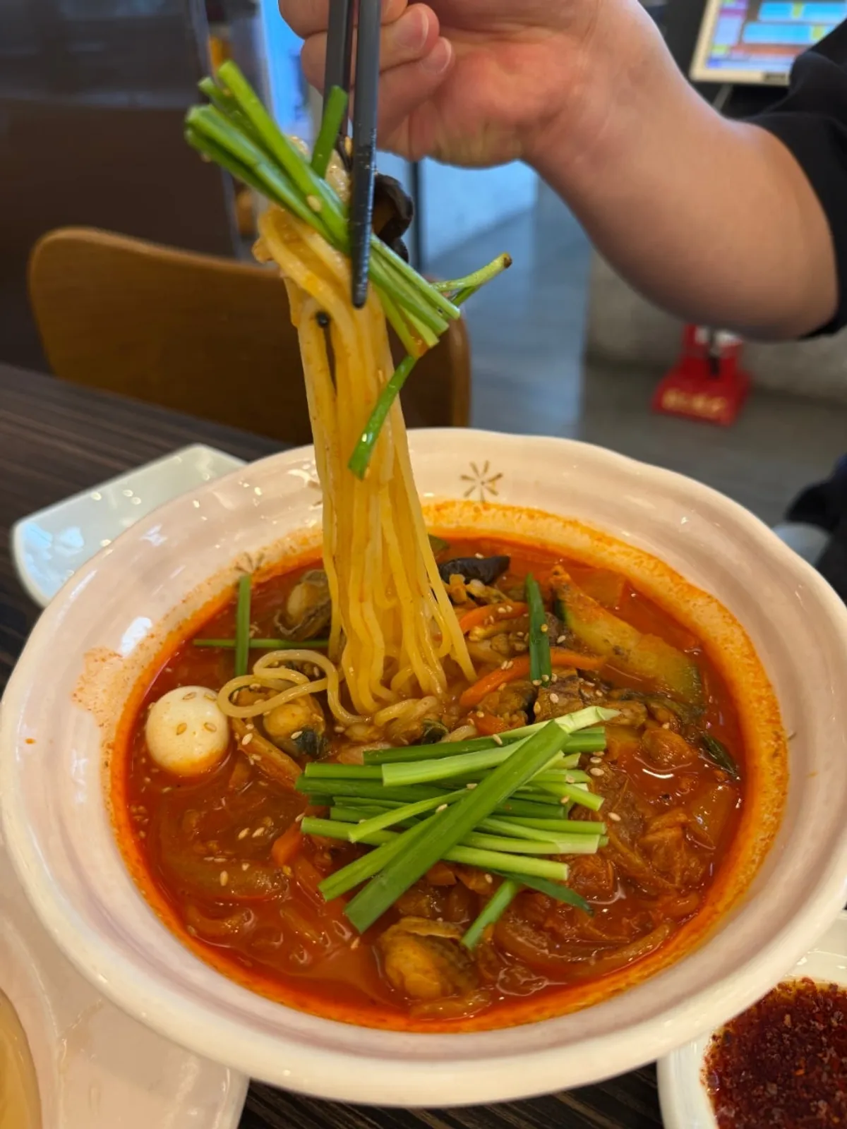 Jjamppong Jijon near Yeoksam Station with spacious parking and crab fried rice
