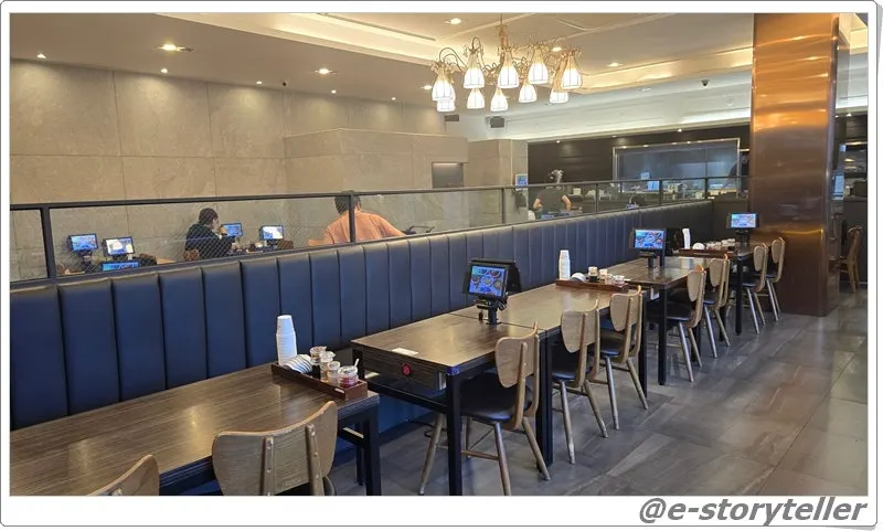 Guide to the Andong guksu restaurant on the first floor and the restaurant on the second floor