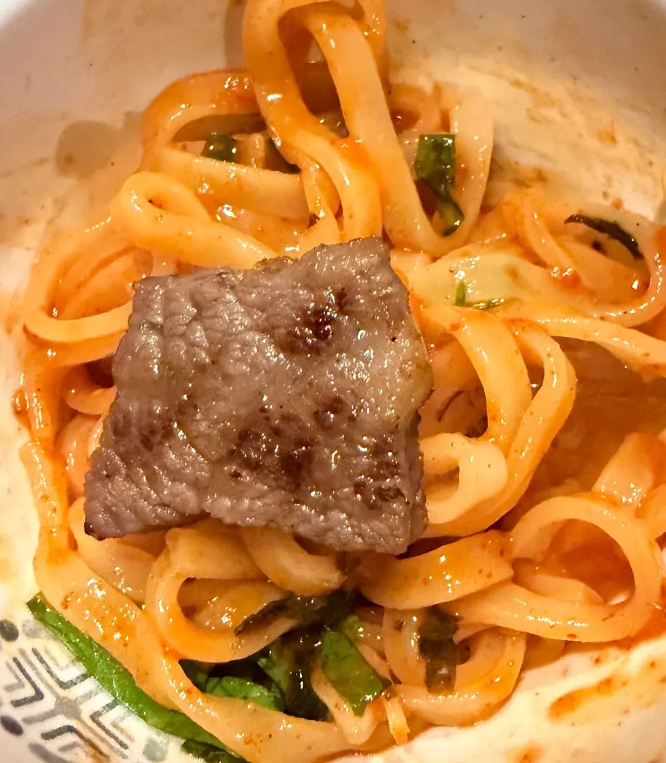 LA galbi wrapped around kalguksu