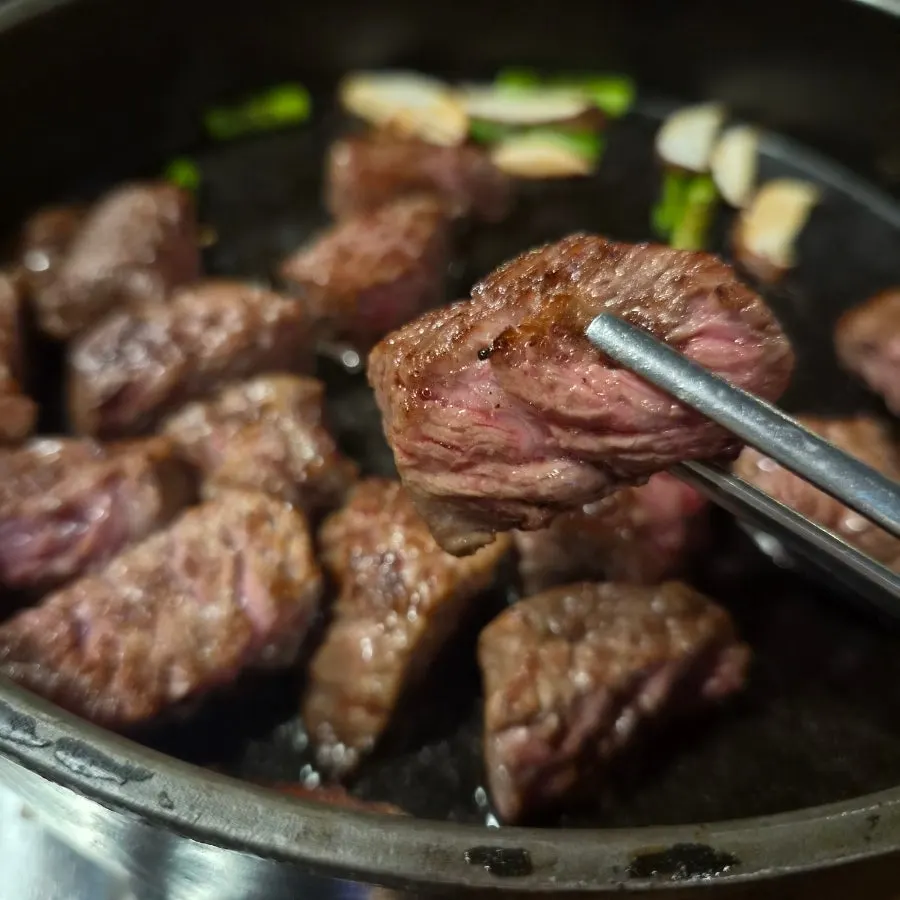 Raviok beef rib meal