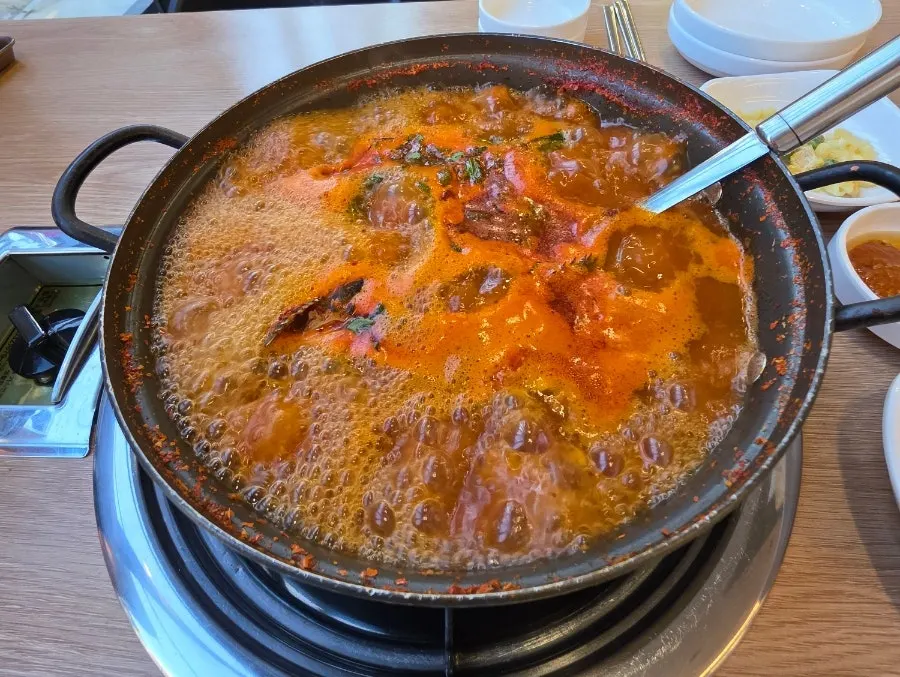 Pot of fiery spicy fish bone stew