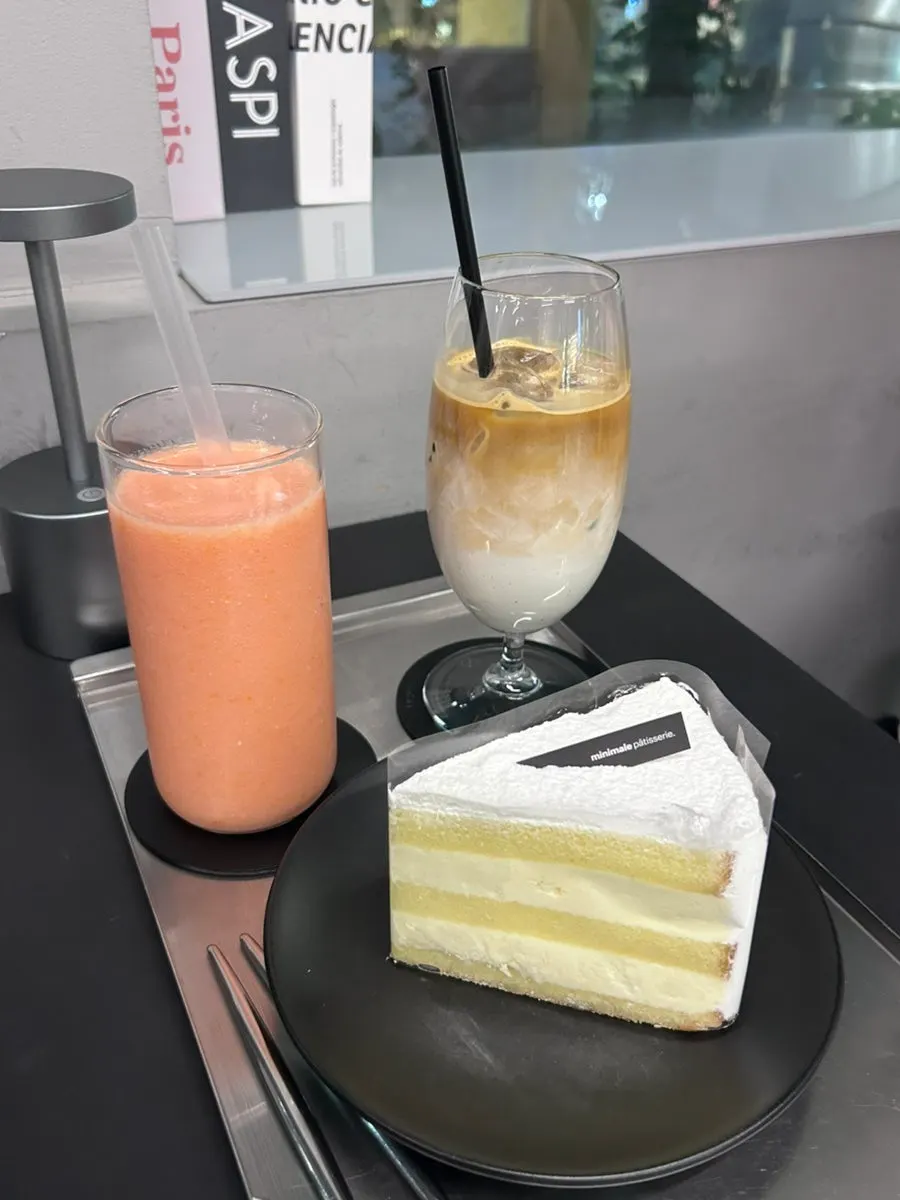 Ordered latte and cake