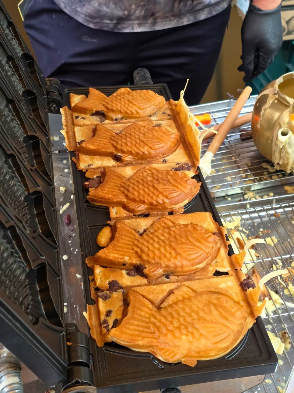 Bungeoppang with wide, extended fins near Yeoksam Station