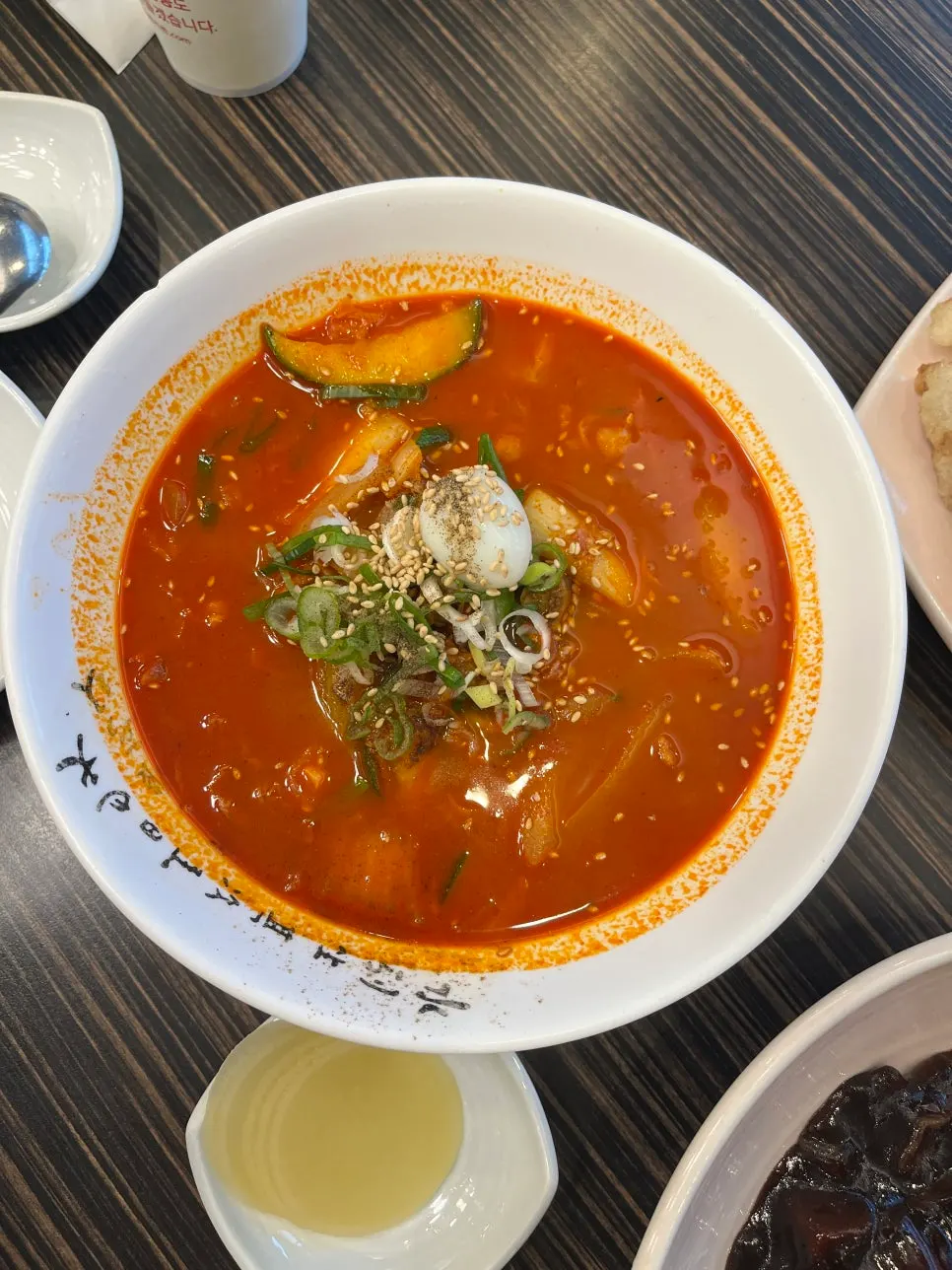 짬뽕지존 역삼점 2인 주문 상차림