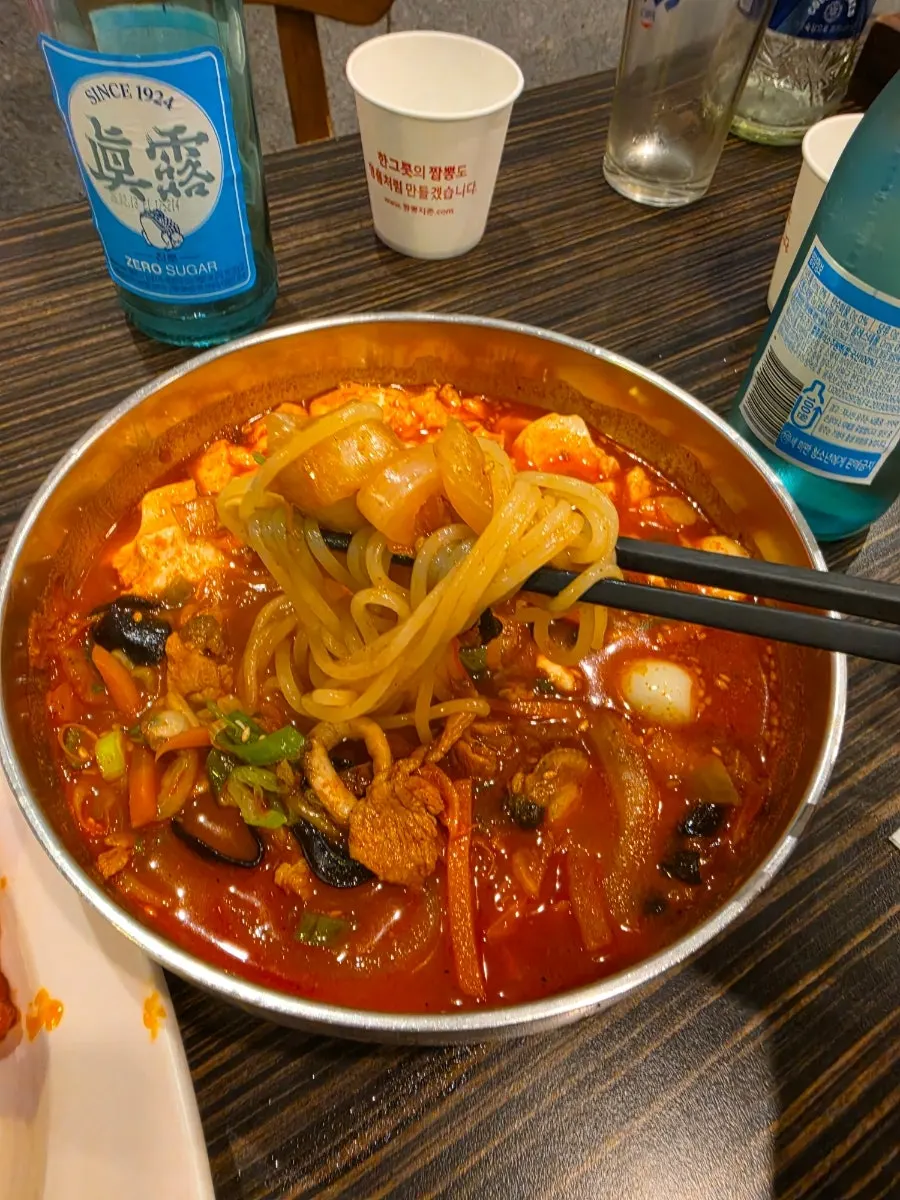 마무리로 담은 순두부면