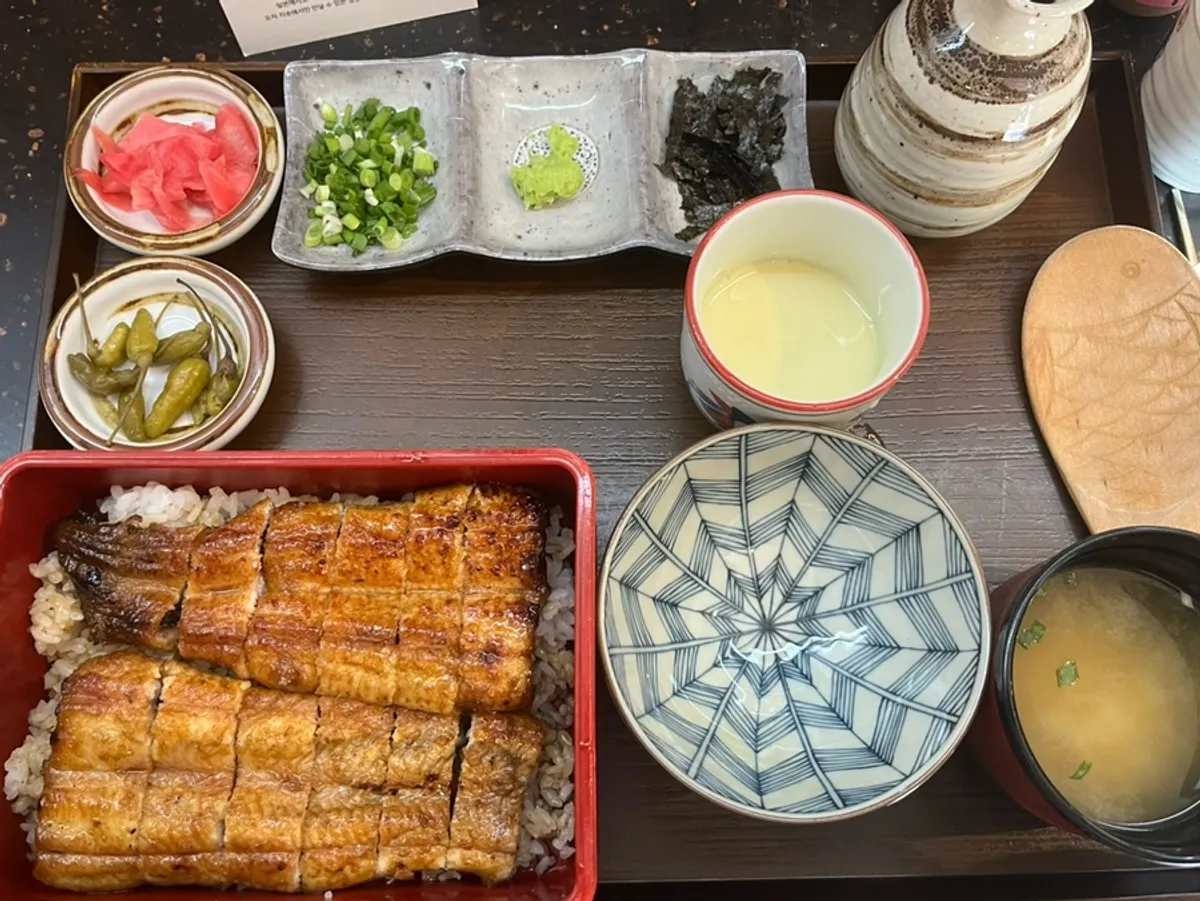 Hitsumabushi set and potato croquette