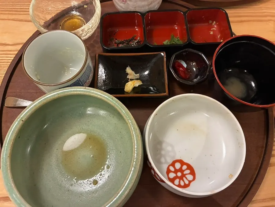 Hitsumabushi soaked in green tea broth
