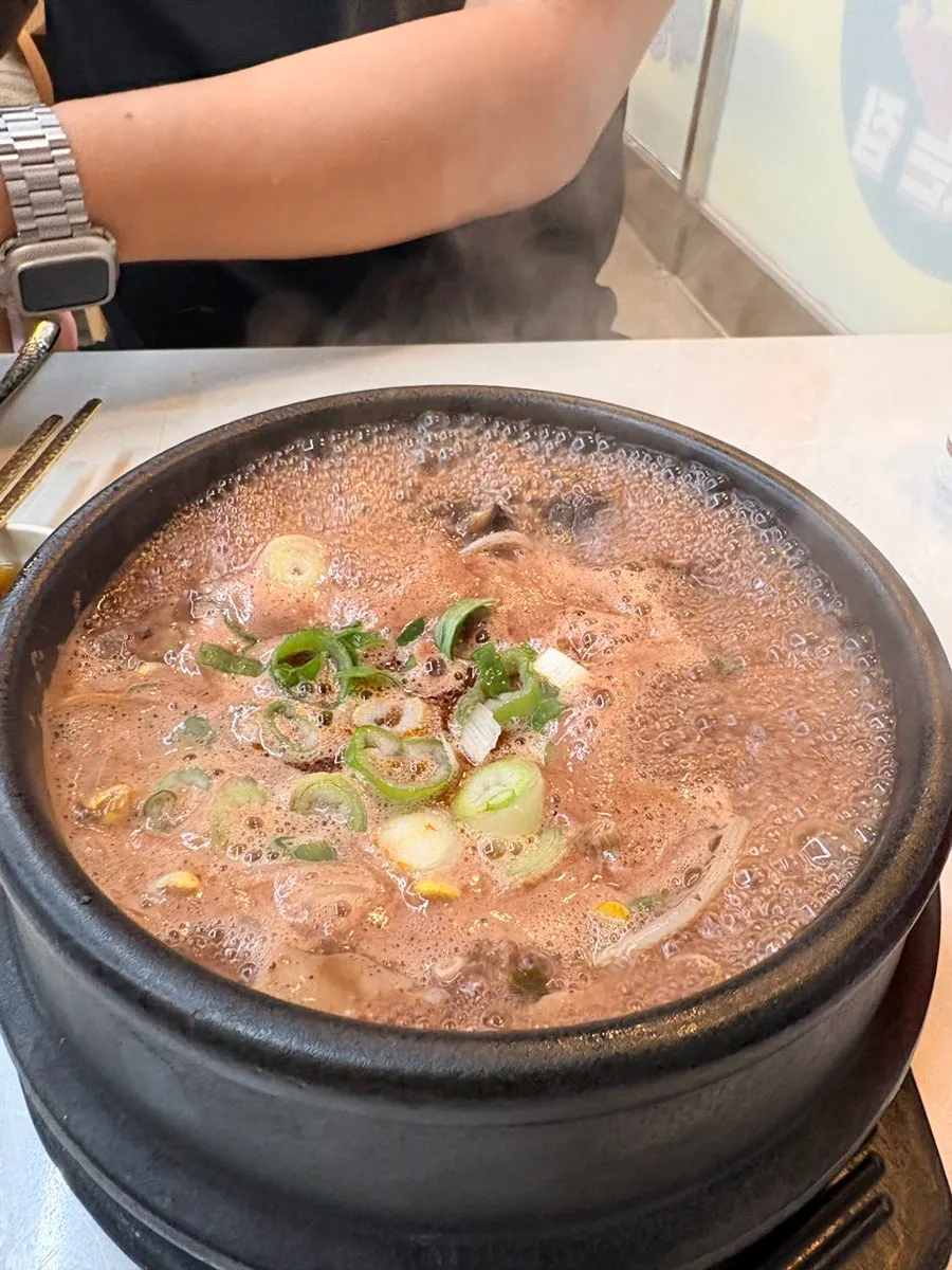Menu board at 24-Hour Sopuri Yangpyeong Haejangguk