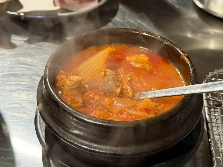 Kimchi stew served with the set