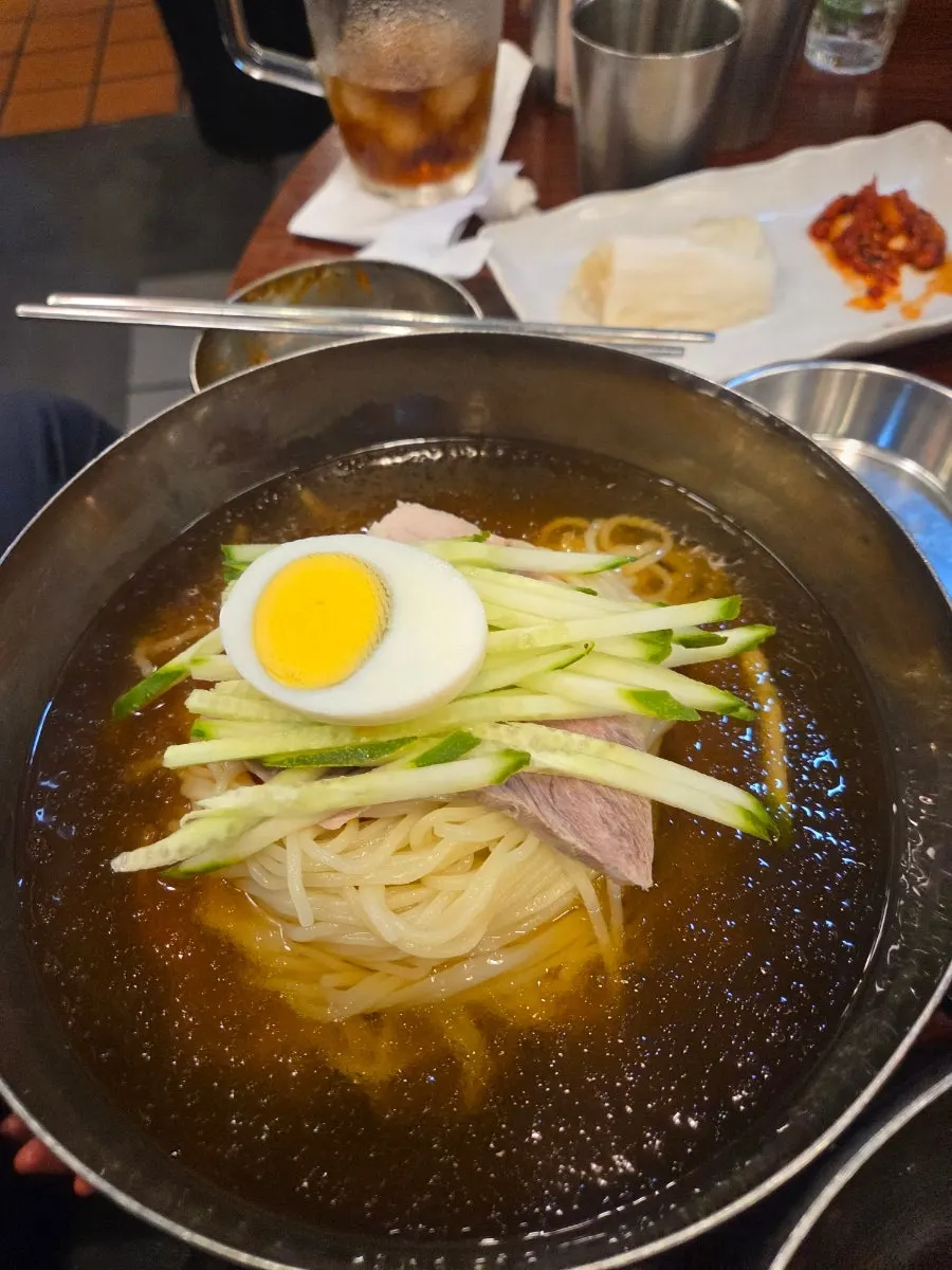 A piece of chadolbagi cooking