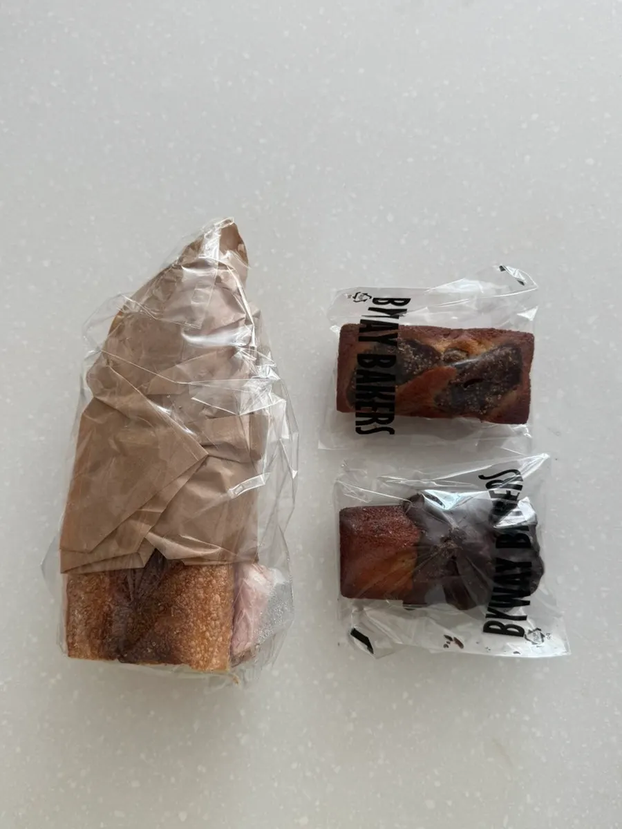 포장해온 잠봉뵈르 바게트