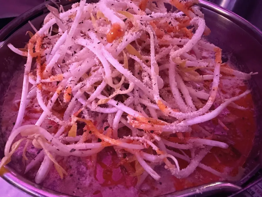 Cream jjamppong with seafood and udon noodles