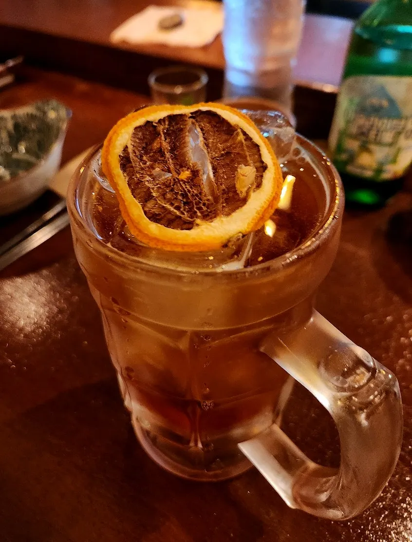 얼그레이 하이볼 한 잔
