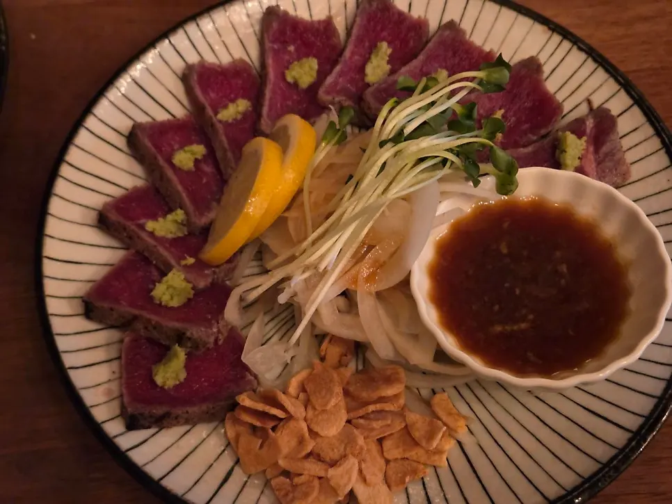 Beef tataki served on a plate