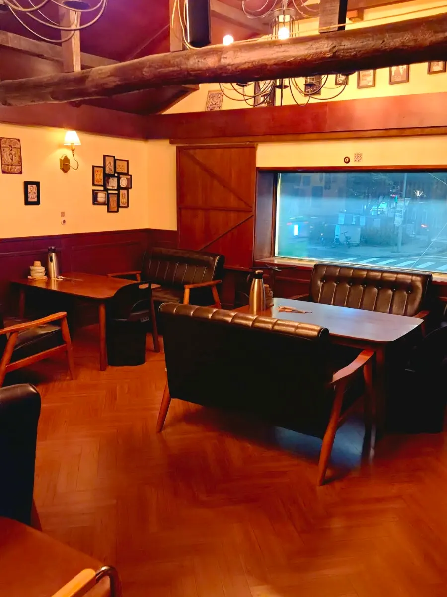 Private seating atmosphere on the 2nd floor