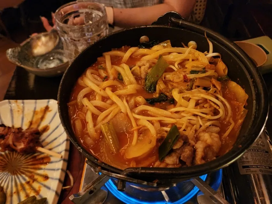 Added udon noodles and bean sprouts