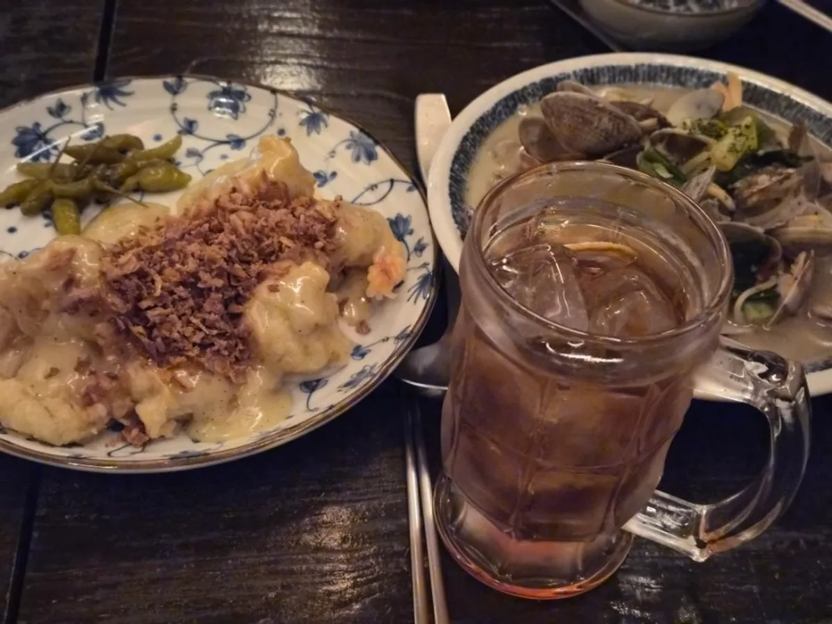 Full table spread of the date-night drinking meal at Nani Byeolgwan Yeongdeungpo Branch