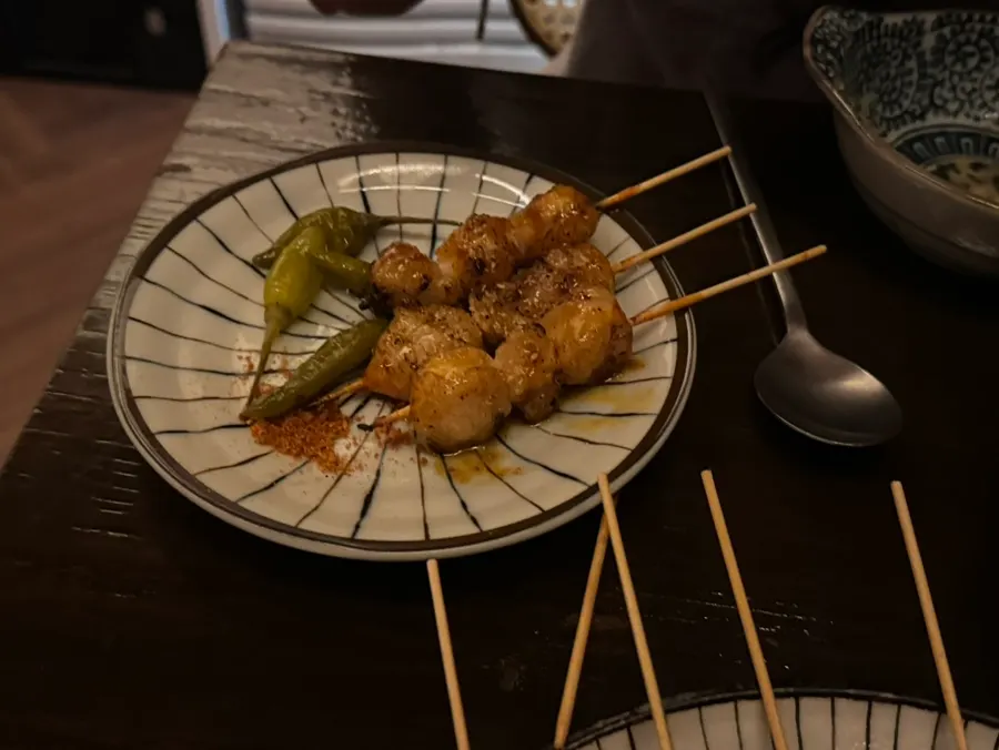 쪽파를 삼겹살로 말아 구운 삼겹쪽파꼬치