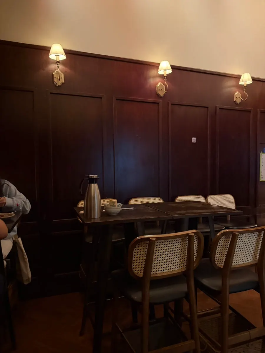 Bar seating at Nani Byeolgwan Yeongdeungpo Branch