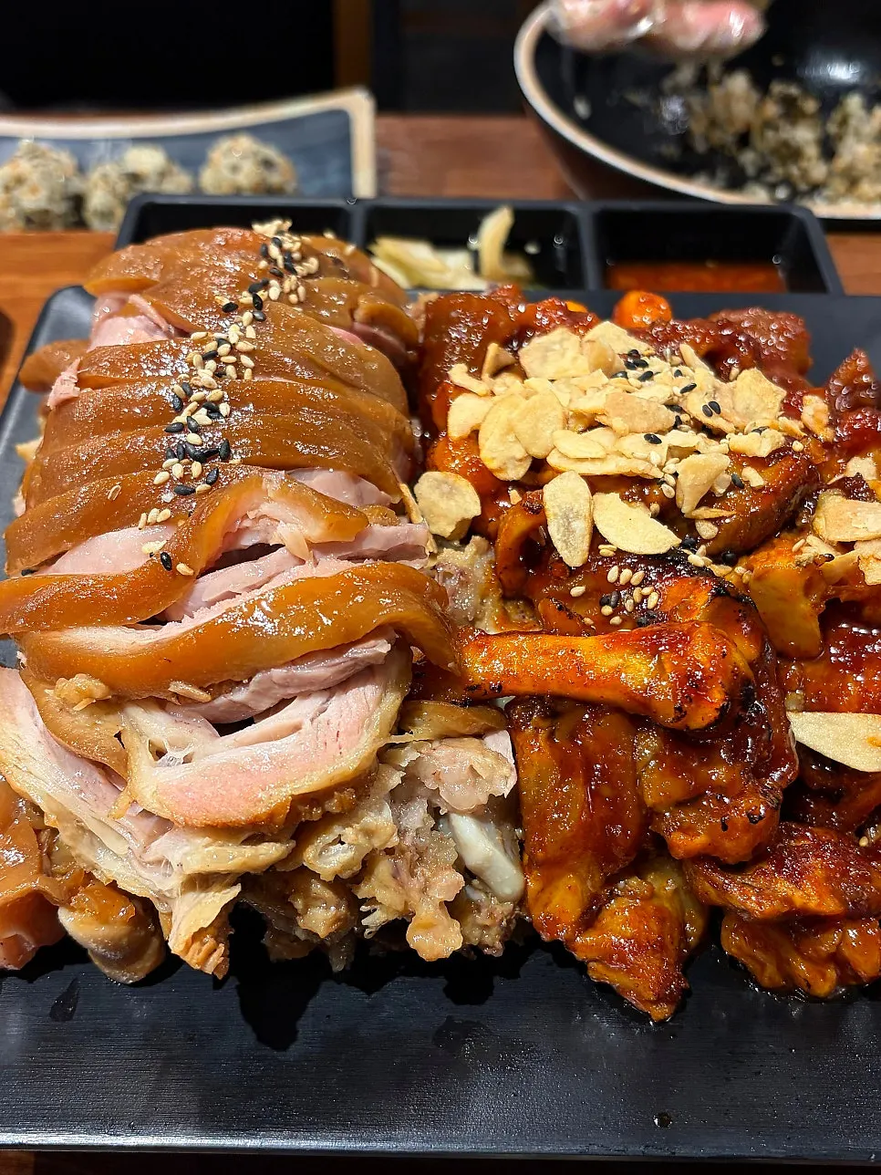 귀한족발 반반족발 소 구성