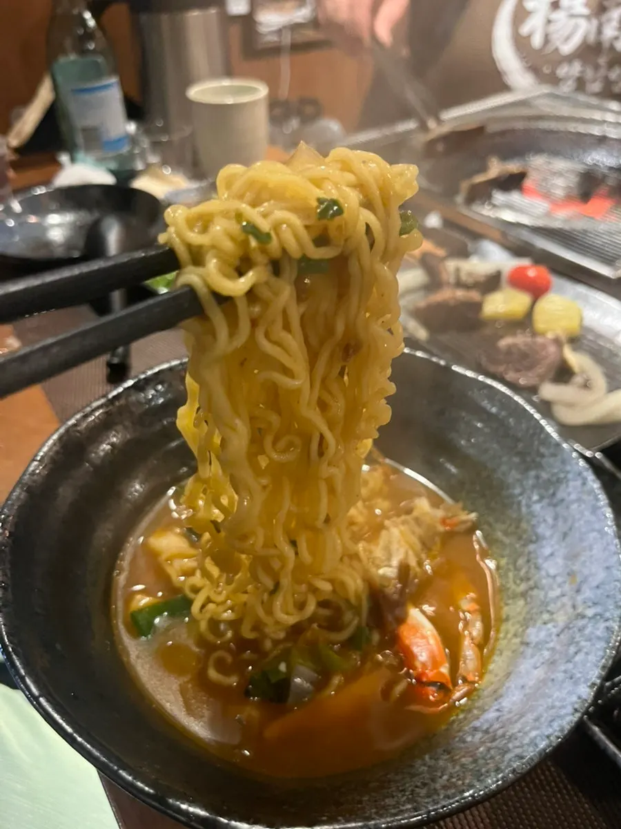 마무리로 먹은 해물라면 국물