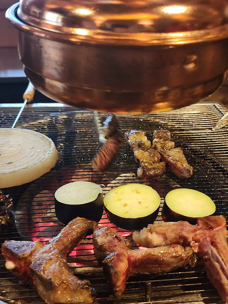 호일에 구운 새송이버섯과 양고기