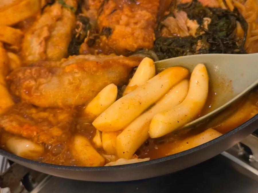 모자반 국물 떡볶이 사진