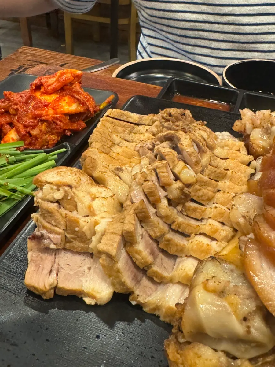 Tender bossam pork from Gwihan Jokbal