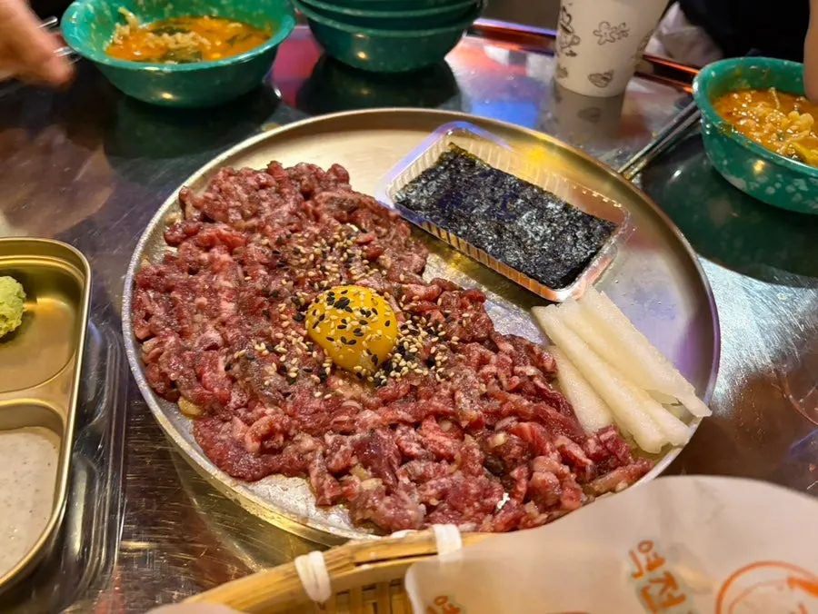 Butter garlic fries at Yeokjeon Pojangmacha Yeongdeungpo