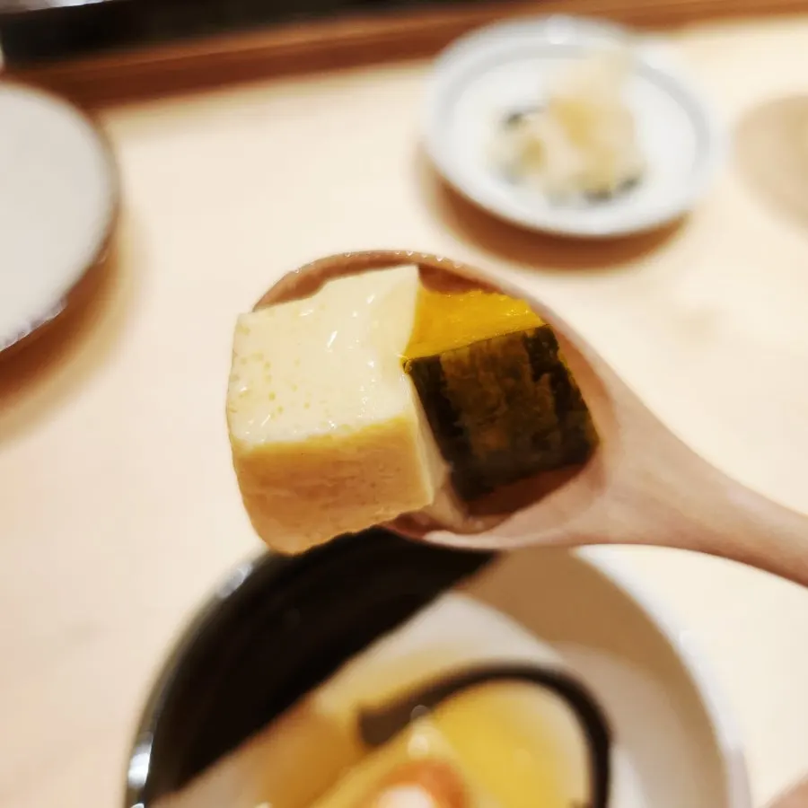 타마고토후 전채 요리