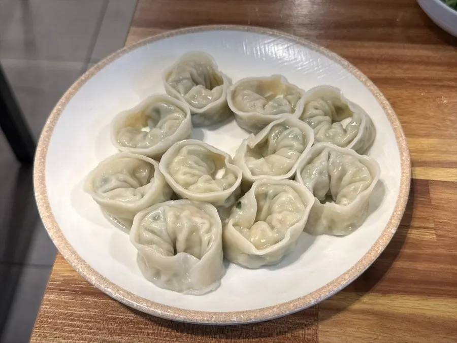 쌈장에 찍어 먹는 순대