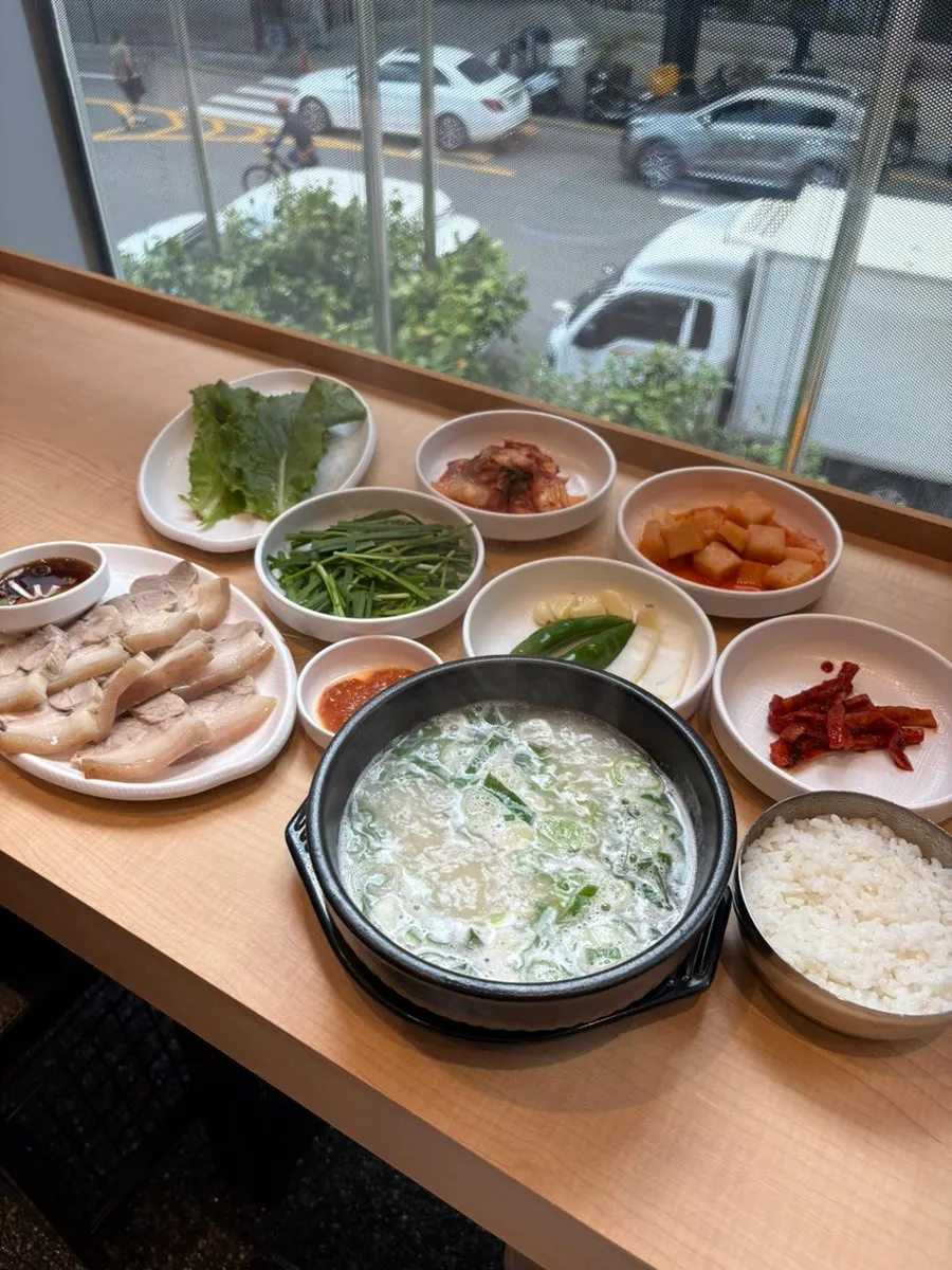 Cover image of Yeongdong Milmyeon & Dwaeji Gukbap Busan Station Branch