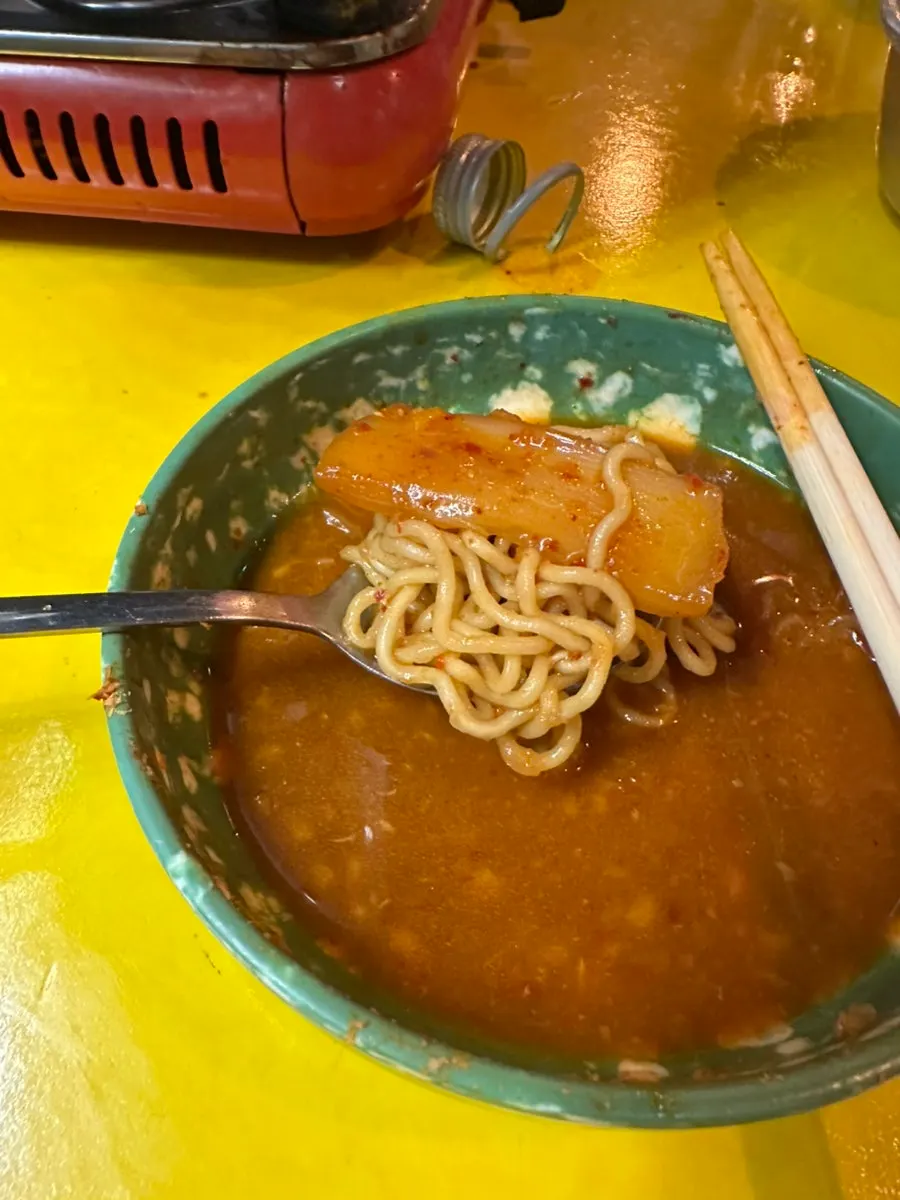 Firm, chewy crab stew ramyeon