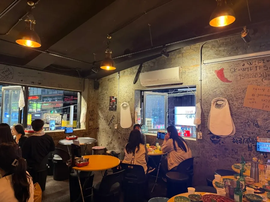 영동포차 포차 스타일 테이블