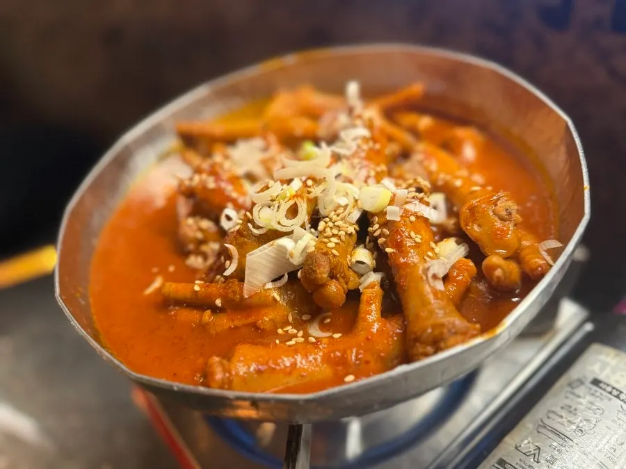 영동포차 영동국물닭발 한 접시