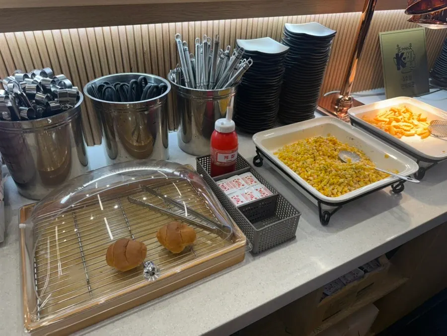 Vegetables and mushrooms at the salad bar