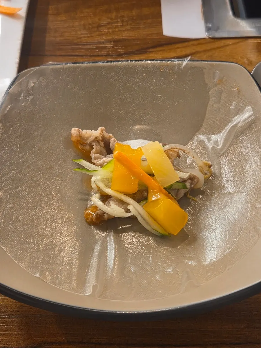 Cypress-steamed meal