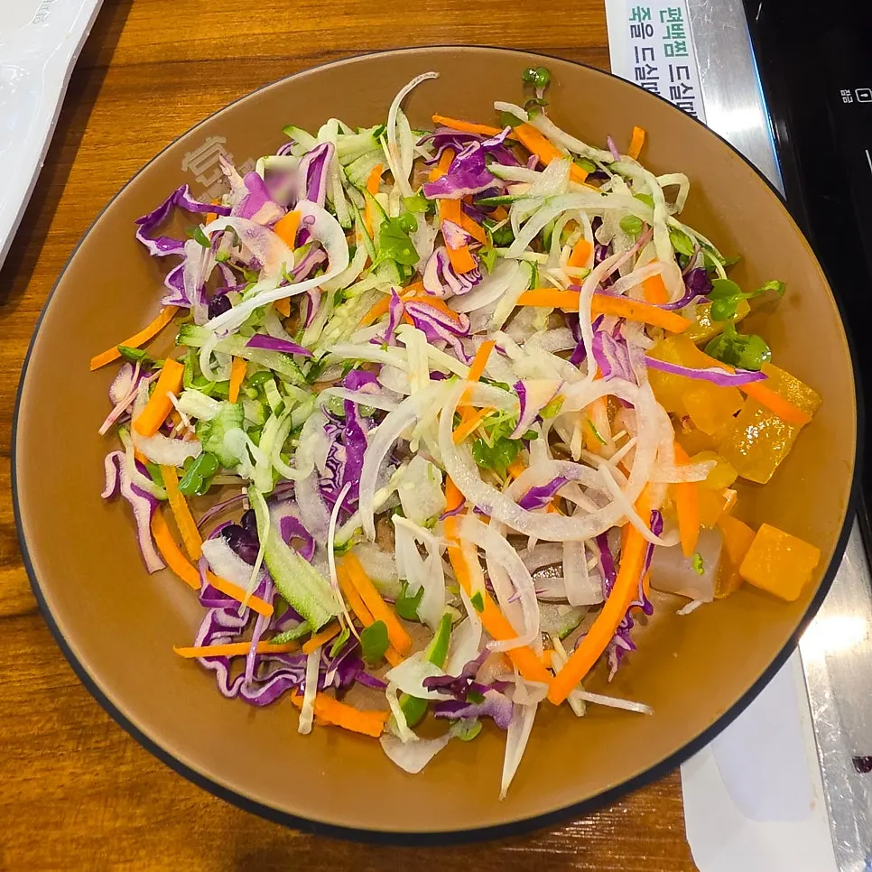 Bite-sized Vietnamese spring roll