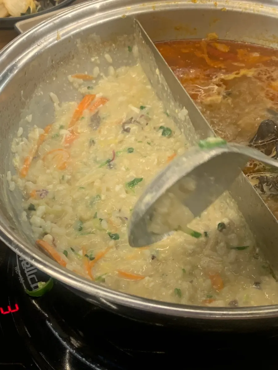 Shabu-shabu with chili peppers