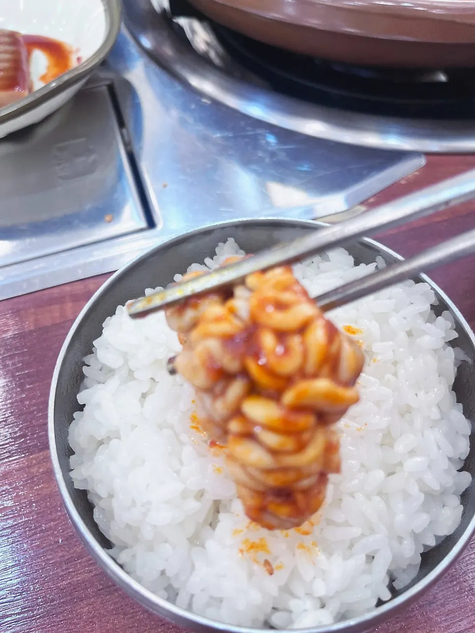 Savory-sauced seafood galbi stew